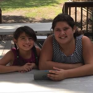 Meet your Posher, Dana